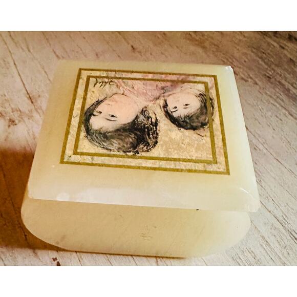 Vintage Edna Hibel Square Marble Trinket Box, 1980s Edna Hibel Art - Picture 3 of 10